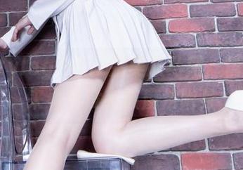 Beautyleg - Liz完美双马尾，精选原图来看有没有被魔法附身