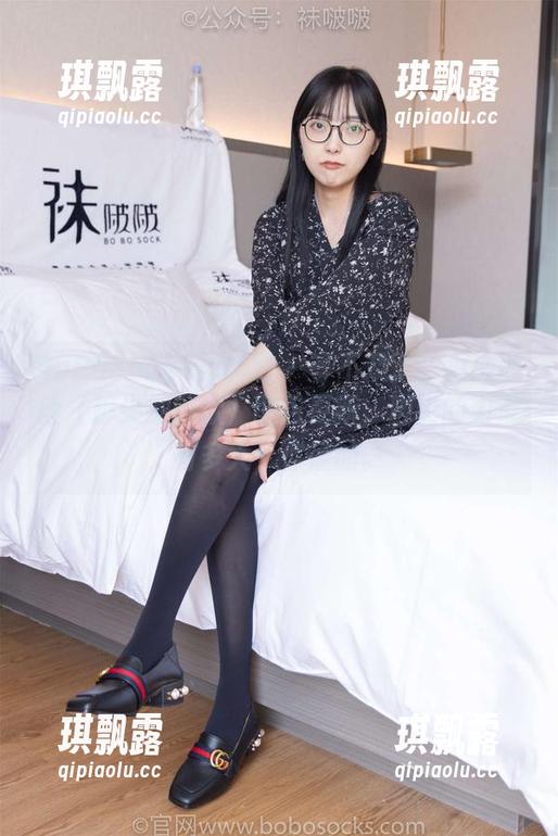BoBoSocks袜啵啵 - 等不及了！小沫红丝（脚尖加固款）图包更新，脚尖的力量有多大，你懂的。