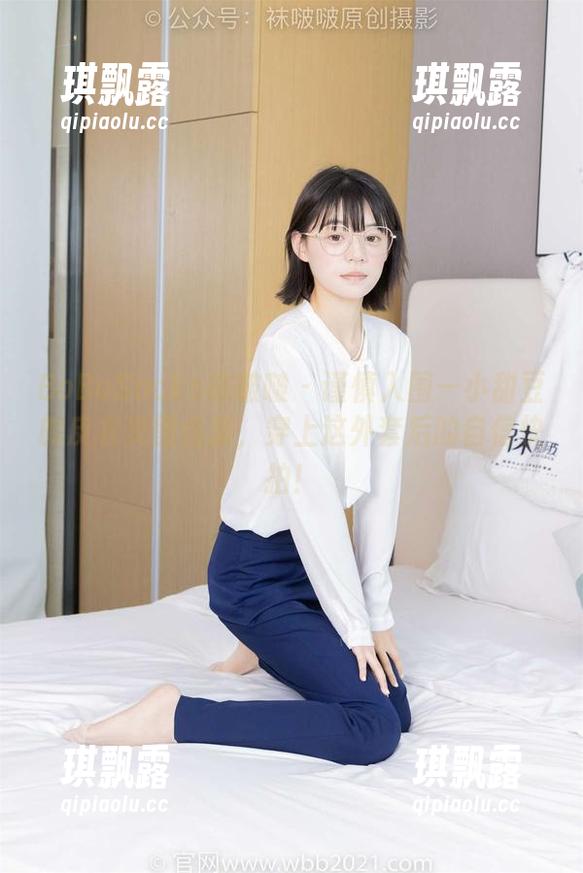 BoBoSocks袜啵啵 - 谨慎入围—小甜豆的皮衣美图合集，穿上这外套后的自信快拍！