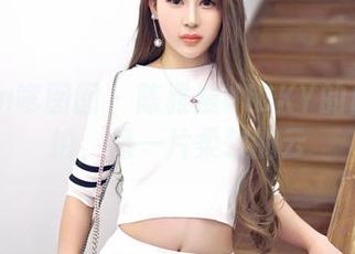 Feilin嗲囡囡 - 陈雅漫VICKY的白色私拍，像一片柔软的云