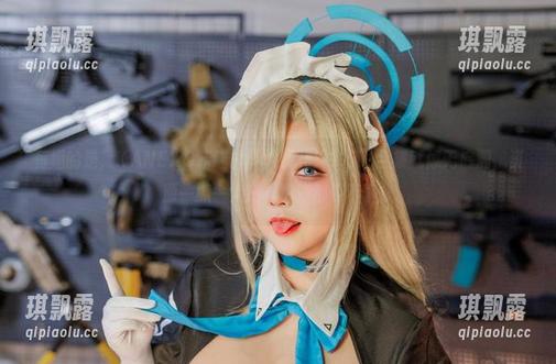 有趣的是，KANEKO咔喵的“大凤花嫁2.0”合集就像无底洞，资源一抓一大把，想停都停不下！