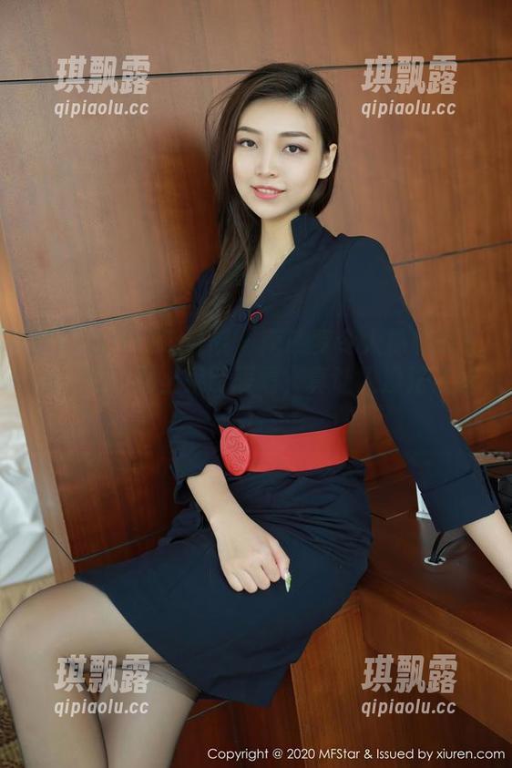 MFStar模范学院 - 南晓梦令人捧腹的私拍，短裙配上呆萌表情，真让人没法淡定！