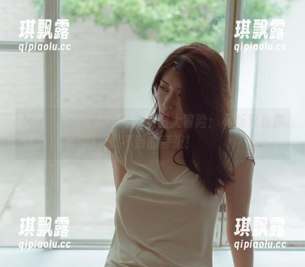 Min.E(민이)的牛仔裤美图大冒险：更新只有你想不到的夸张！