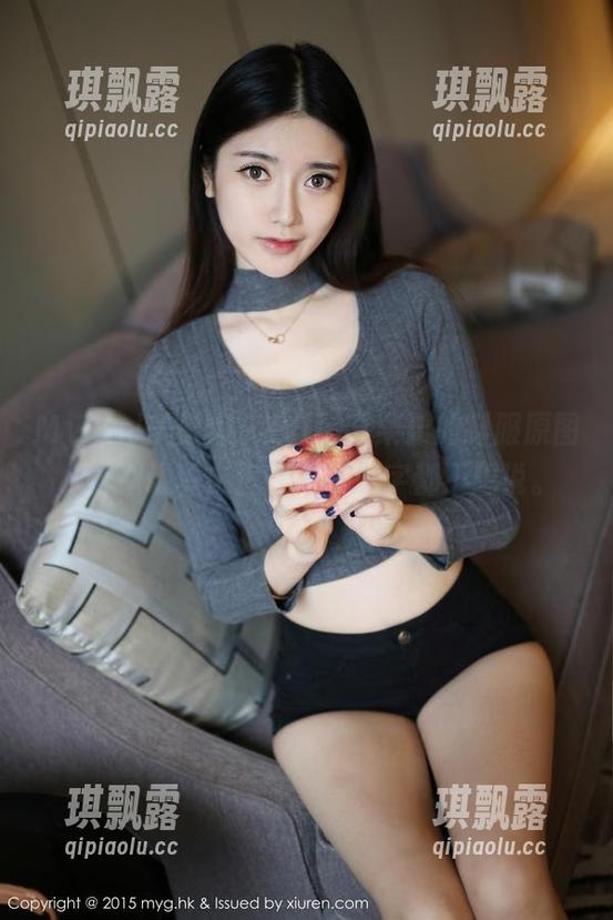 MyGirl美媛馆 - Ellie艾栗栗的制服原图，貌似认真，但其实一个字都不想说。