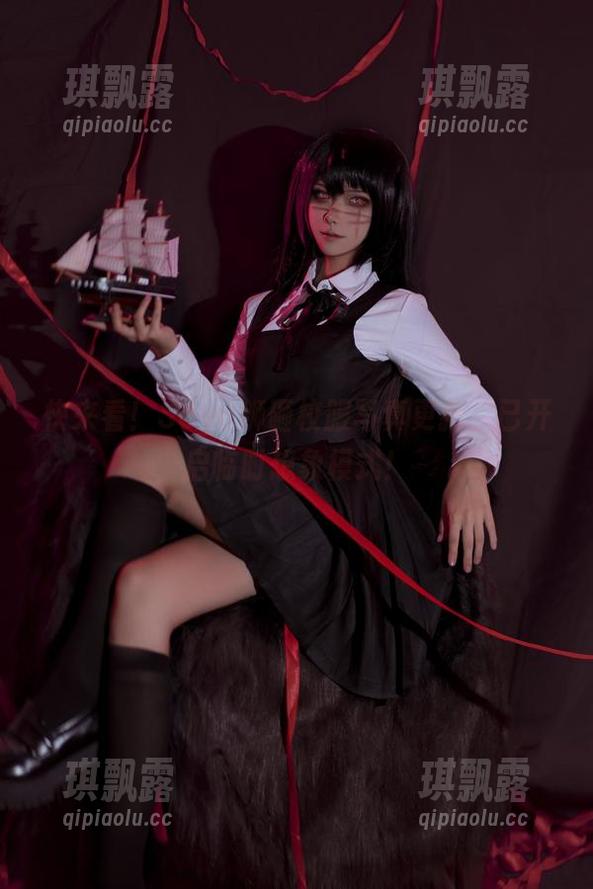 快来看！Seya狮砸校服写真更新，已开启临时想象模式！