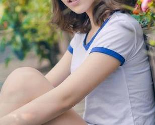 TGOD推女神 - 王婉悠Queen的高清裸足，让我想起了公园草地上那一抹清晨的露珠，是我想念的味道