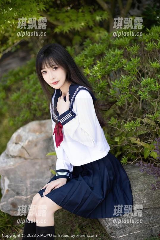 XIAOYU语画界 - 昨晚做了个梦，发现李丽莎是修女，今天高清套图就来啦！你觉得她能把圣水变成美酒吗？