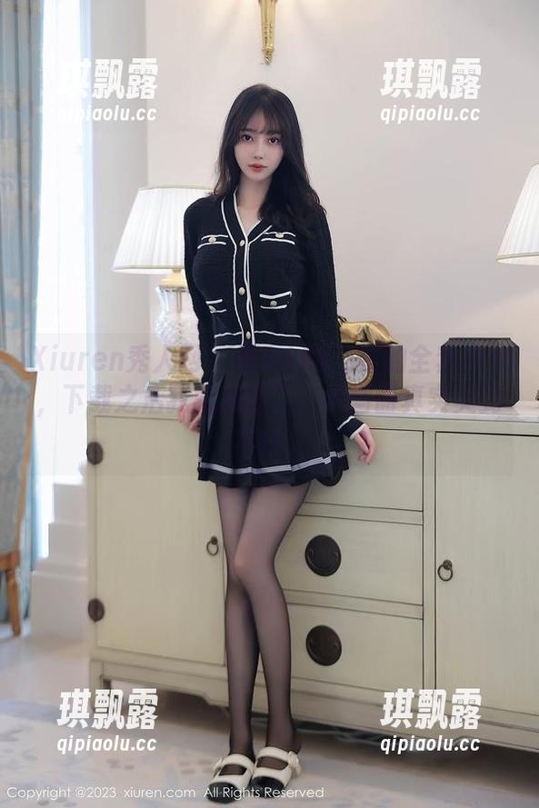 Xiuren秀人网 - 看BABY_柒的全套少女，下载之后我就沉迷了，这画面真实美到不行。