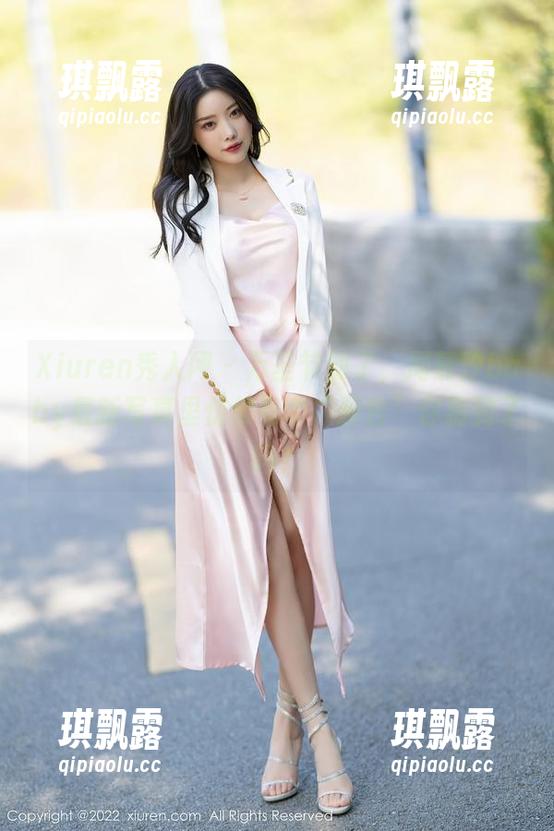 Xiuren秀人网-周慕汐baby Xiuren秀人网 - 万圣节到了,周慕汐baby最新写真里仿佛有个“预告”你猜到了吗?