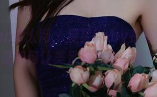 Xiuren秀人网 - 星星baby在这组写真图集中是如何让美足成为焦点的？голь