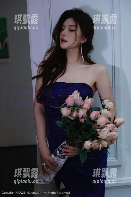 Xiuren秀人网 - 星星baby在这组写真图集中是如何让美足成为焦点的？голь