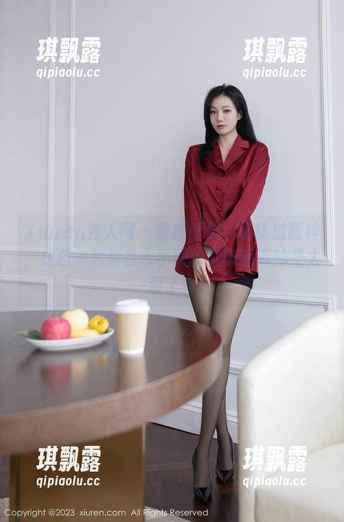 Xiuren秀人网-林乐一 Xiuren秀人网 - 最新图册!确认过眼神,林乐一和那条水手服的默契感真的是太逗了!