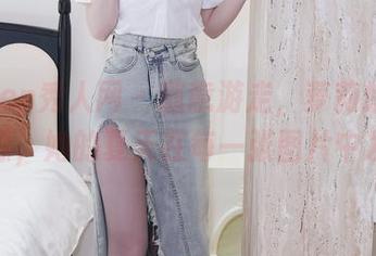 Xiuren秀人网 - 随意游走，萝莉悠悠酱的资源，她的夏天在每一张图片中发着光