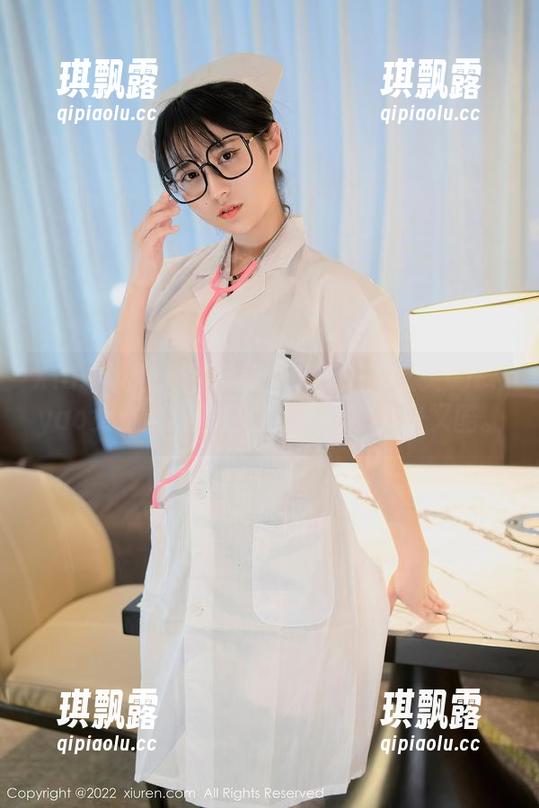 Xiuren秀人网 - 意外发现！陈念灵Vickyao女孩全新图包，居然如此又甜又酷。