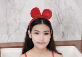 YouWu尤物馆 - 冷不丁的女孩套图，竟然这么会勾人，不得不赞！