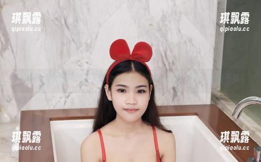 YouWu尤物馆 - 冷不丁的女孩套图，竟然这么会勾人，不得不赞！