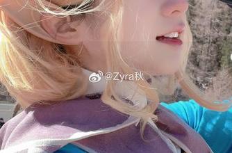 当Zyra秋试穿毛衣，特别的cos原图总是想再看一眼！