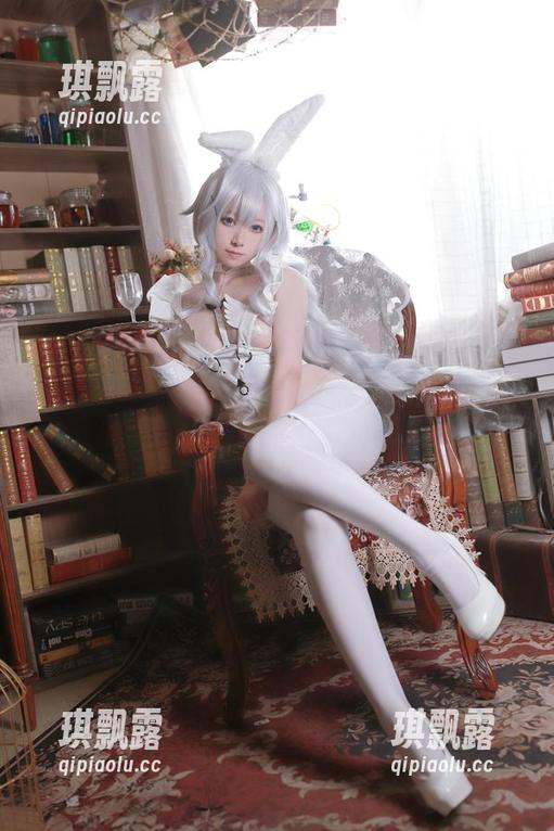 透过asagiriai(爱ちゃん)的蕾丝精选，这组写真你可能会想一直翻看