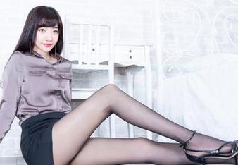 beautyleg - 在这张图片里，Miso的比基尼让我怀疑是不是魔法般的存在？