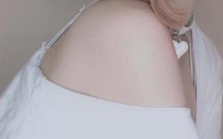 兔女郎出道，一千只猫薄禾的写真疯狂占领网盘！