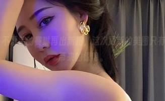 微密圈 - 不爱笑的赛琳再出新招，这次更新的美图只有“黑丝”带来的惊艳。