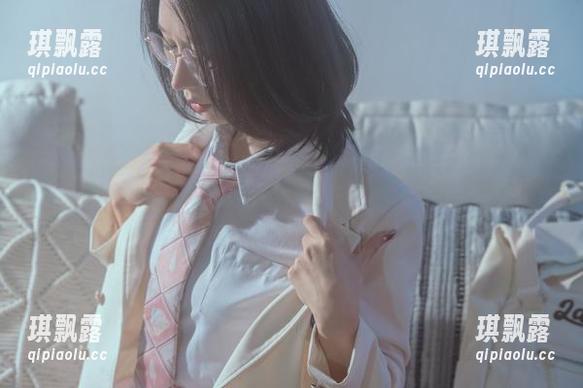 快快快，云溪溪女神新鲜出炉，免费美图在这里等你光临！