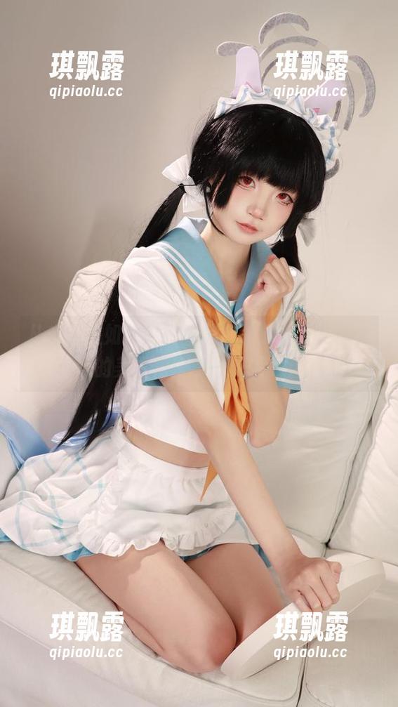 五更百鬼 从未见过如此尖锐的黑白画面,五更百鬼的美图值得你一键下载!