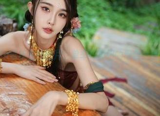 余多多Dudu最新在线图片，单车与御姐的组合，哦，这绝配！