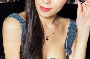 克拉女神 - 舒彤水手服，来一场“漂流”合集，看我如何勇闯波澜不惊的马路！
