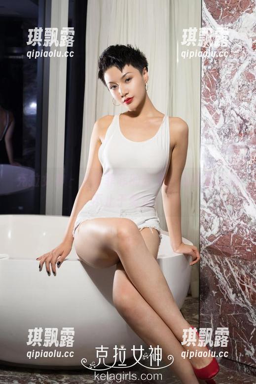 克拉女神 - 点开菲菲的合集，发现双人舞不止于舞步！