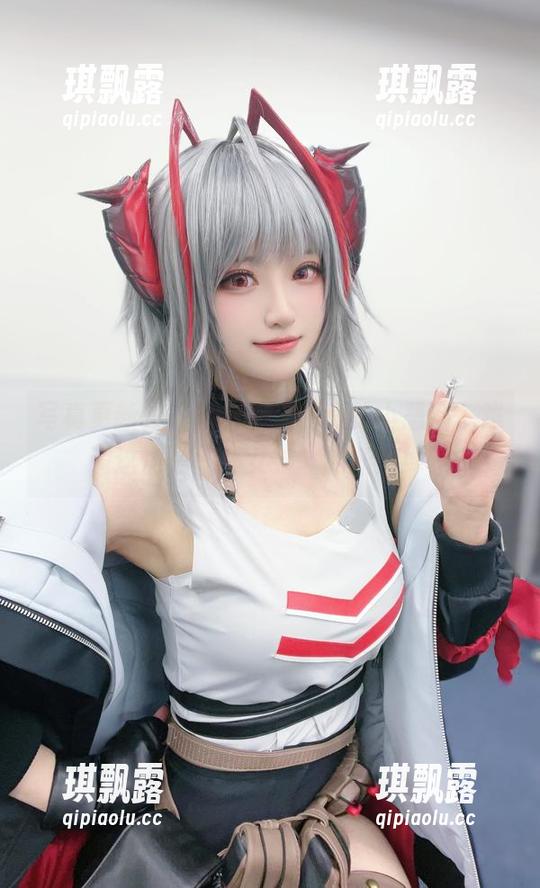 写真更新，千阳快起床的利兹小恶魔，难道这也是“坏女孩”的新演绎？