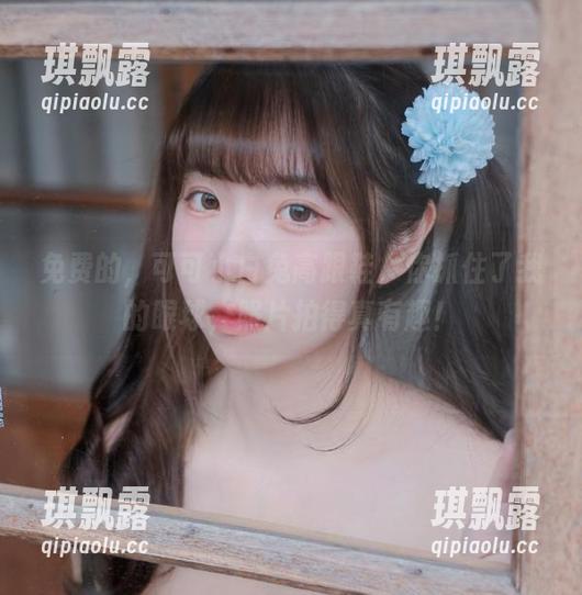 免费的，可可小白兔高跟鞋，你抓住了我的眼球，照片拍得真有趣！