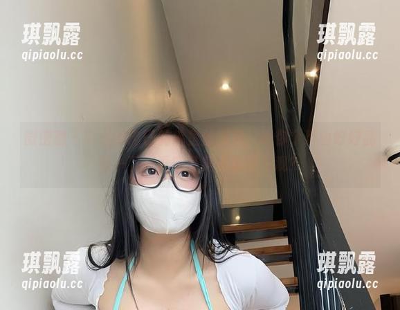 微密圈 - 可爱的肉巴的裤里丝图包，给你个理由好好品味一下，看完可能得重塑三观？