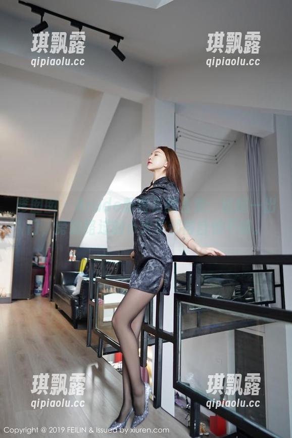 嗲囡囡 - Arude薇薇长腿合集：这腿一出门，旁边路过的小火车都得自愧不如。