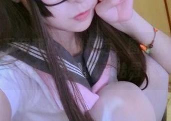 这是在下萝莉控ii的精选，图集展现的魔王路易九世，竟让我开始思考人生。