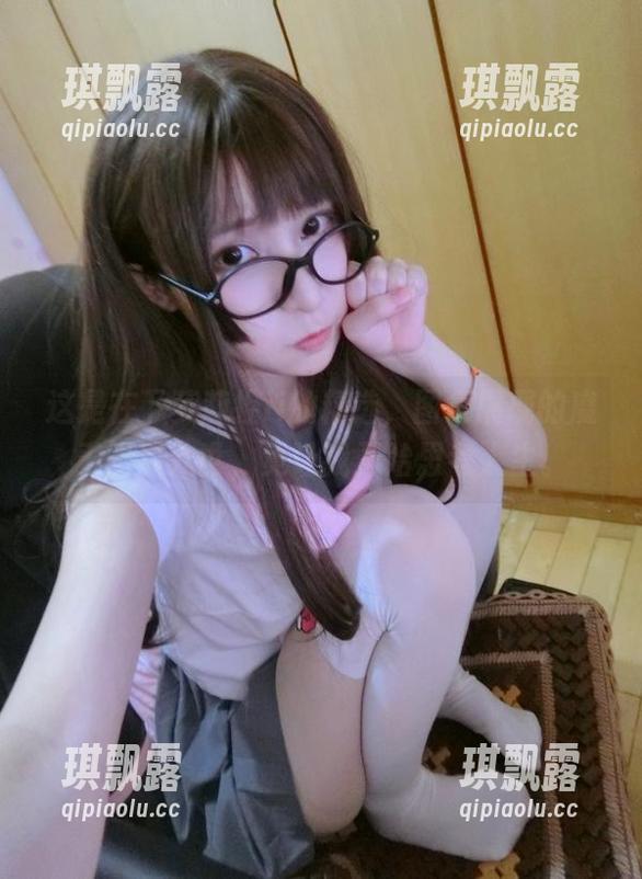 这是在下萝莉控ii的精选，图集展现的魔王路易九世，竟让我开始思考人生。