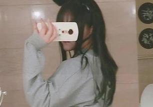 夏鸽鸽不想起床不止是白丝的象征，全套作品直接下载，预警：可能会让你“腿控”！