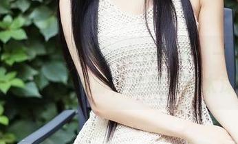 头条女神 - 杨漫妮baby的JK：一组让人想进入的套图资源，注意别陷太深哦！
