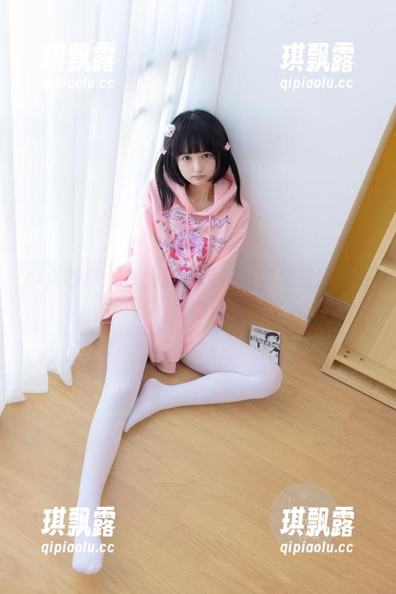 少女秩序-乐栀 少女秩序 - 乐栀的泳装,资源里有没有清新的海风?