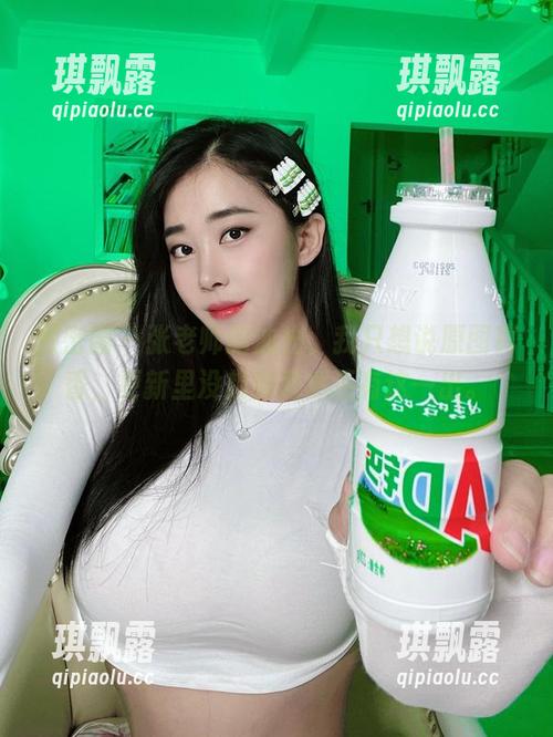 微密圈 - 张老师的油光，我只想说原图真香，更新里没想到竟然还有这一出。