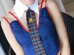 推女神 - 施忆佳把校服玩得贼溜——图包里藏着的一点小调皮！
