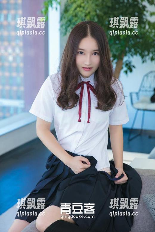 推女神 - 温心怡在办公室：免费的原图值得收藏，别拖延了，来快点！
