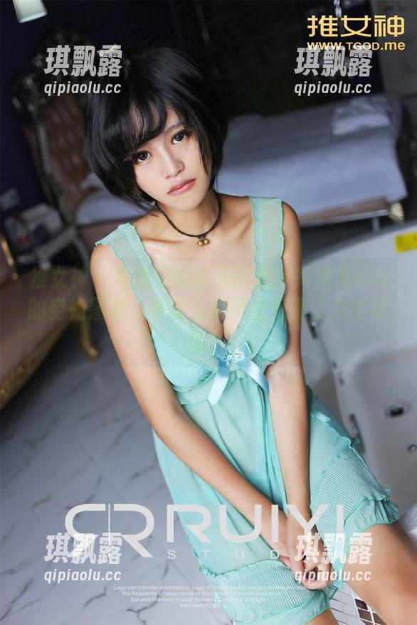 推女神 - 私房里的蓝天梦想：绮里嘉ula的空姐图集，真让人忍不住想爬上空手客机！