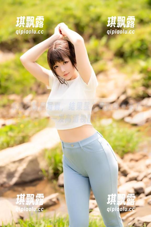 星之迟迟 本来是制服写真,结果星之迟迟给我来了一发高清视图!