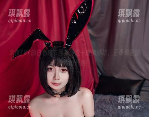 末夜787的白色内衣图集：这一度的尴尬，正是进驻新体验的开始！