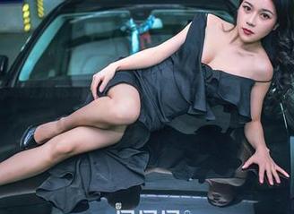 果团网 - 高跟鞋搭松果儿，图库中的精彩，下载即拥有满满的穿搭灵感！