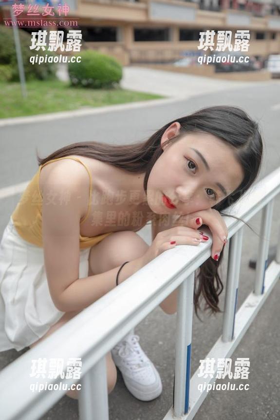梦丝女神-韩飞儿 梦丝女神 - 比跑步更累的分享:韩飞儿图集里的粉系肉丝!