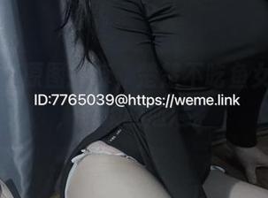 微密圈 - 原图揭晓，楚楚不吃鱼女仆姿态，淡淡的尬尴。