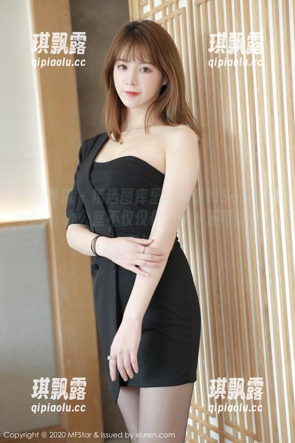 模范学院 - 精选图库里的柳侑绮Sevenbaby，办公室不仅仅是工作，还可以这么美好！