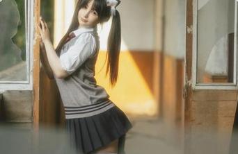 图集里的樱井宁宁，病态女友也有她的风范。